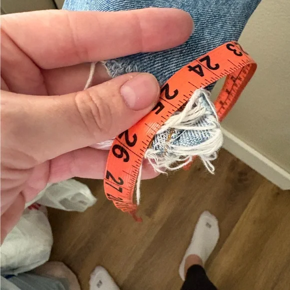 AGOLDE Riley High Rise Straight Crop Size 26 in Frequency - Picture 5 of 8